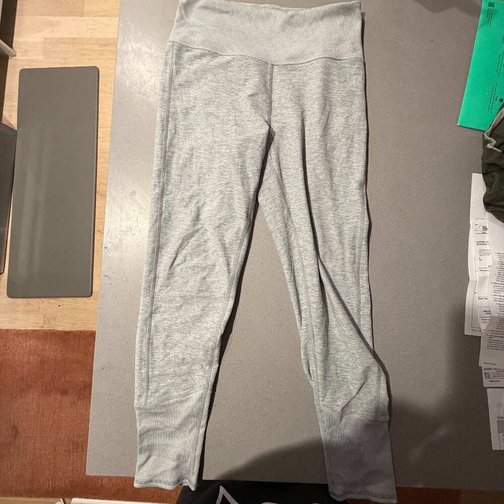 Like New Alo Leggings